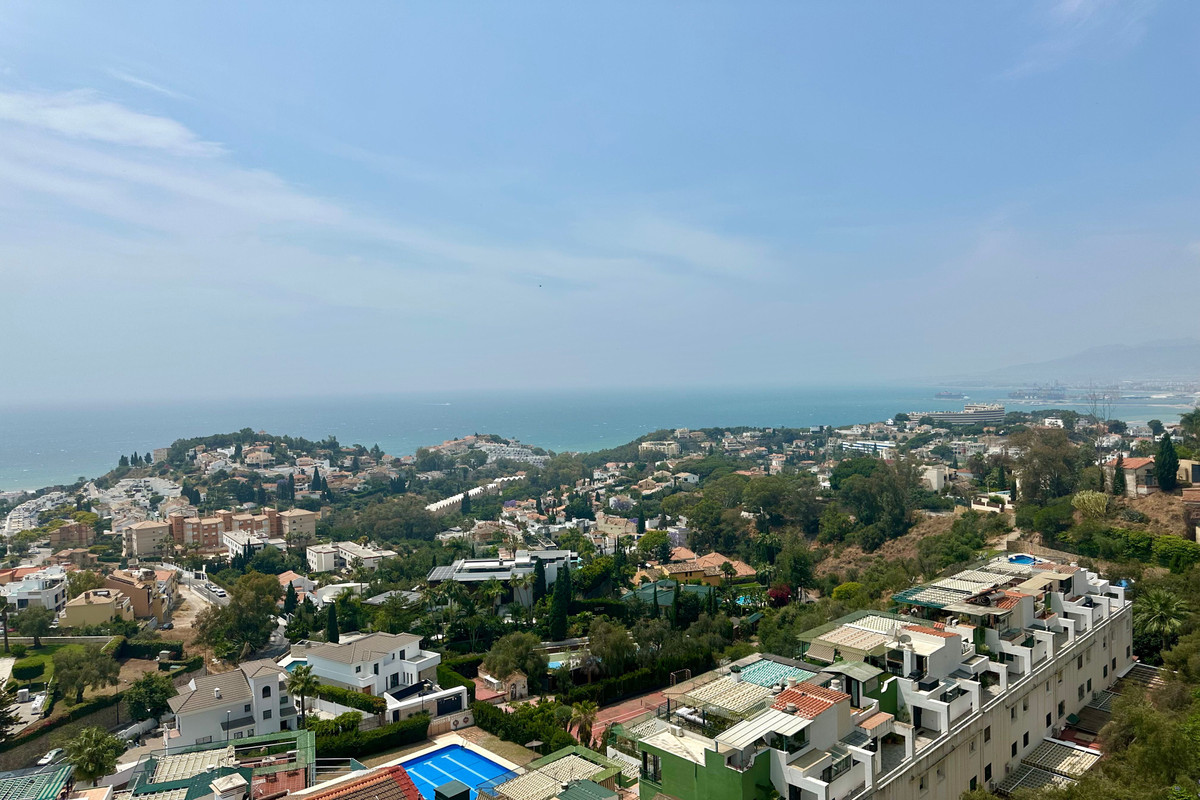 4 Bed Apartment for sale in Málaga Costa Del Sol, Málaga, Spain