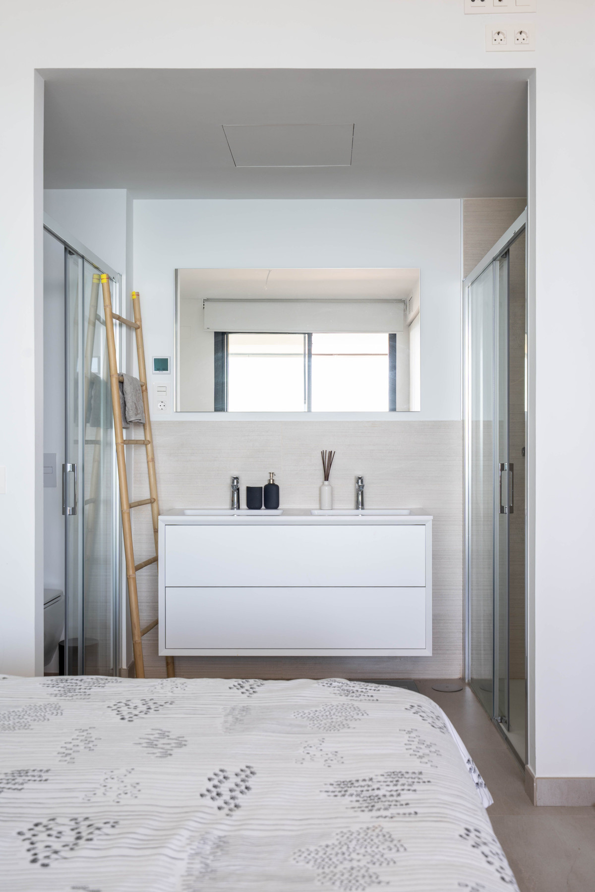 2 Bed Apartment for sale in Fuengirola Costa Del Sol, Málaga, Spain