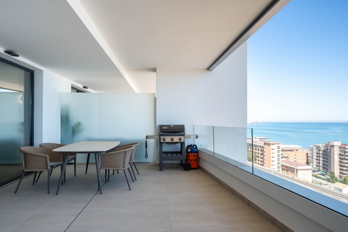 2 Bed Apartment for sale in Fuengirola Costa Del Sol, Málaga, Spain