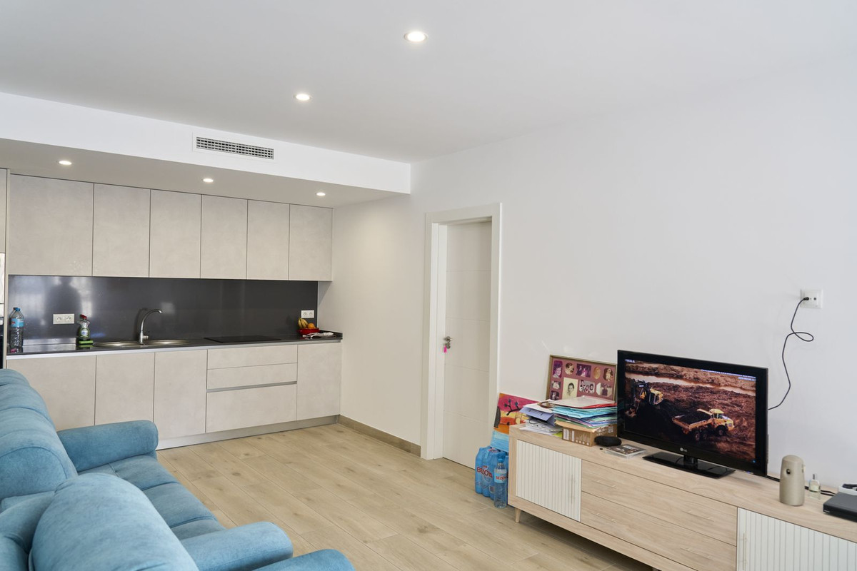 Se vende Apartamento Planta Baja de 3 dormitorios en Costa Del Sol, Málaga, España