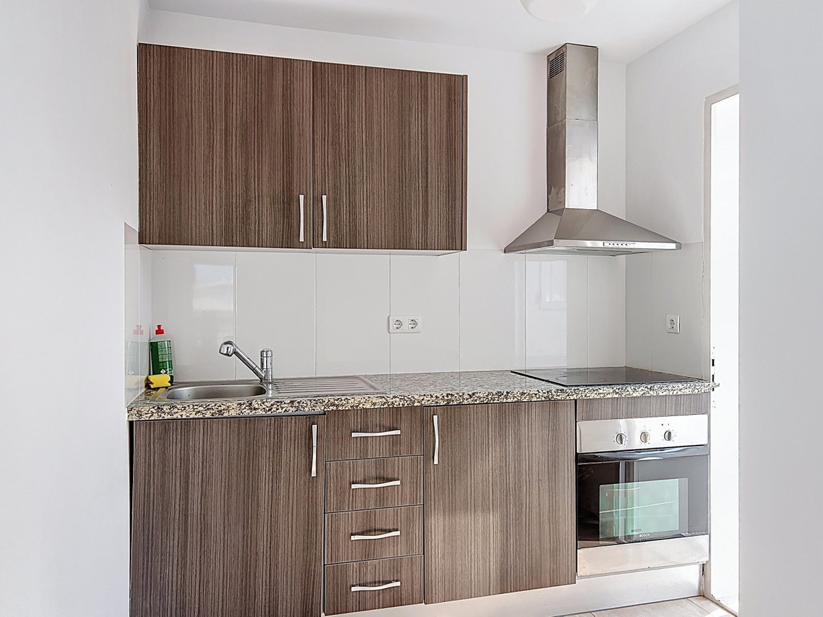 Se vende Villa - Chalet de 5 dormitorios en Costa Del Sol East, Málaga, España