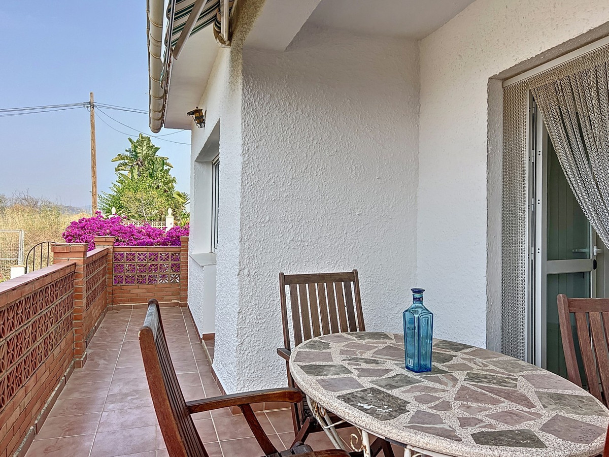 Se vende Villa - Chalet de 5 dormitorios en Costa Del Sol East, Málaga, España