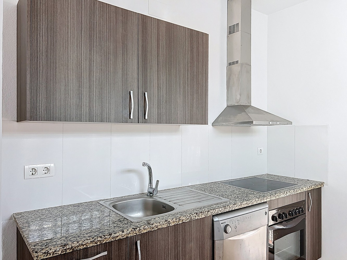 Se vende Villa - Chalet de 5 dormitorios en Costa Del Sol East, Málaga, España