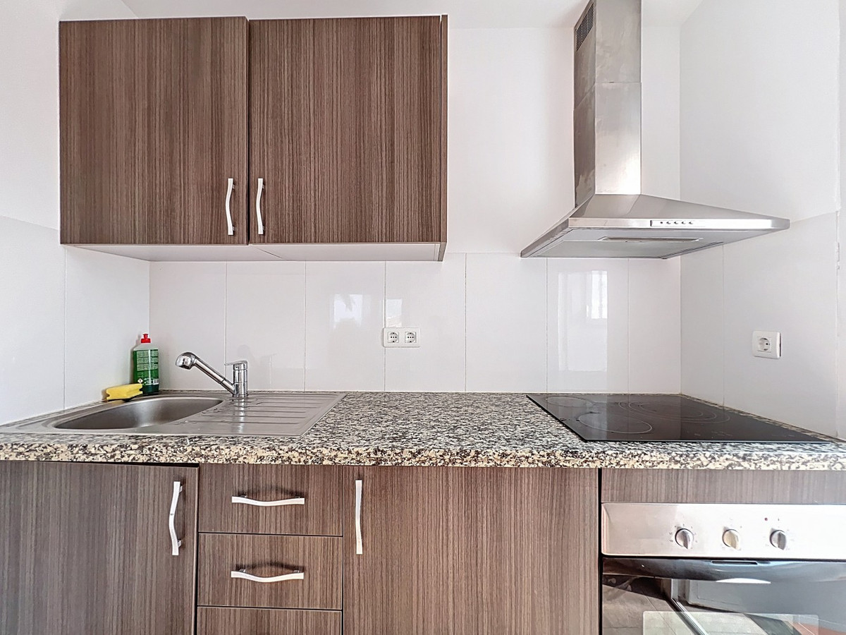 Se vende Villa - Chalet de 5 dormitorios en Costa Del Sol East, Málaga, España