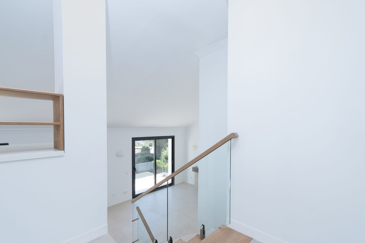 4 Bed Townhouse for sale in Marbella Costa Del Sol, Málaga, Spain