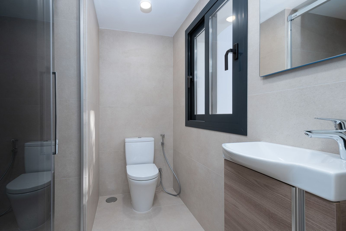 4 Bed Townhouse for sale in Marbella Costa Del Sol, Málaga, Spain