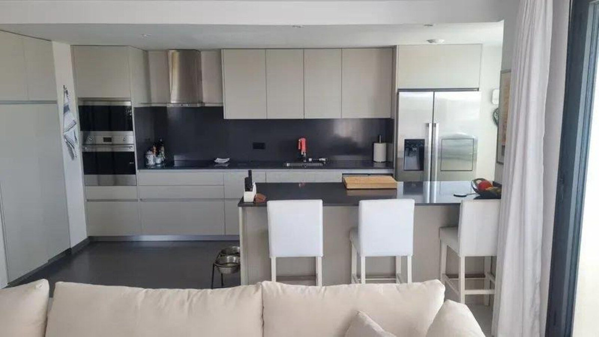 2 Bed Apartment for sale in Estepona Costa Del Sol, Málaga, Spain