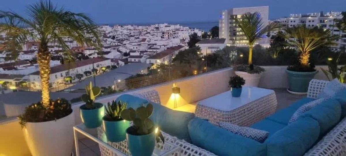 2 Bed Apartment for sale in Estepona Costa Del Sol, Málaga, Spain