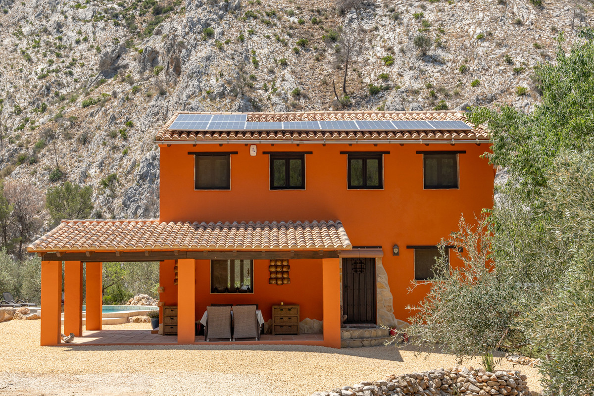 3 Bed Townhouse for sale in Castell De Castells Costa Blanca, Alicante, Spain