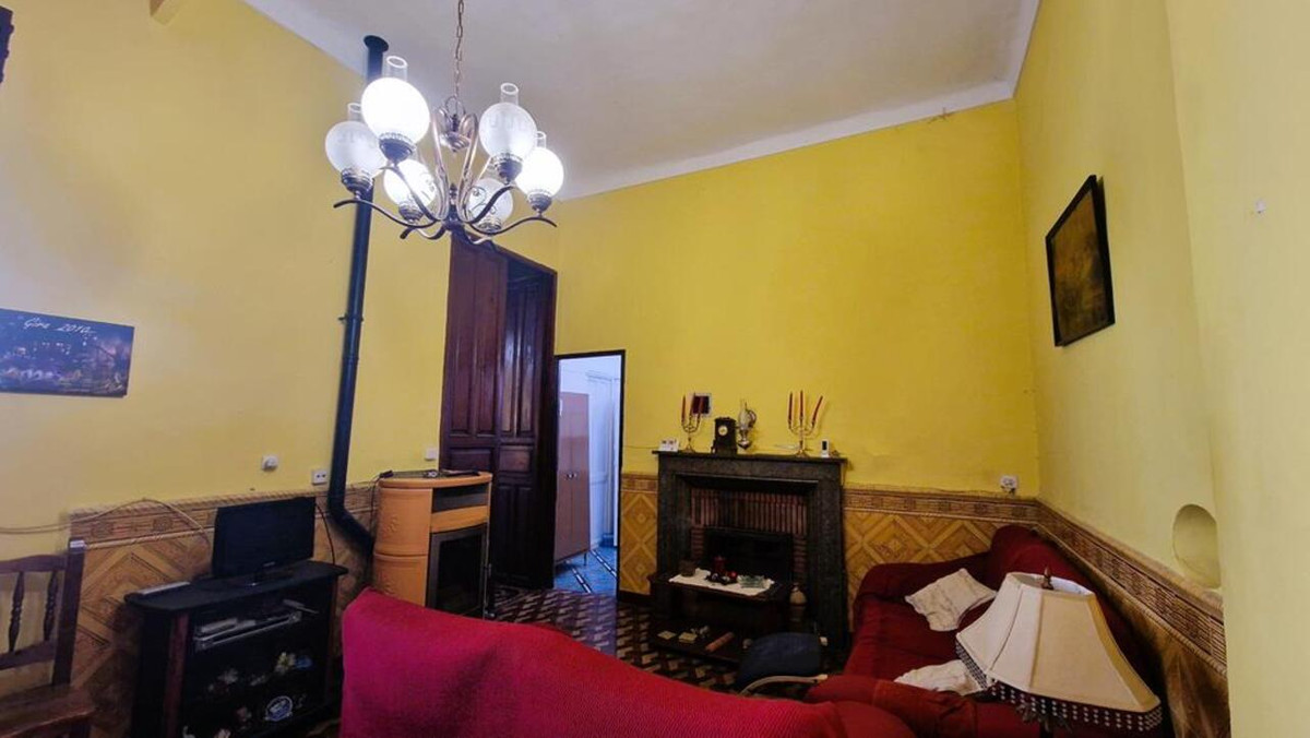 8 Bed Townhouse for sale in Parcent Costa Blanca, Alicante, Spain