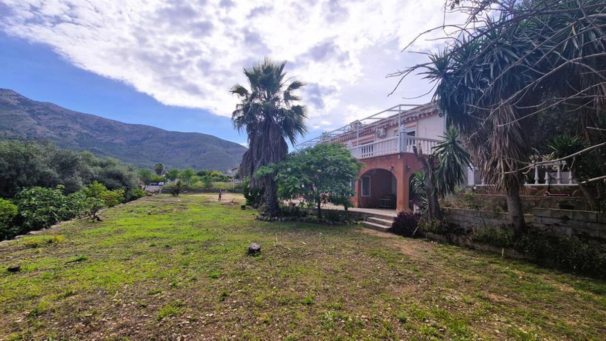 Se vende Villa - Chalet de 3 dormitorios en Costa Blanca, Alicante, España