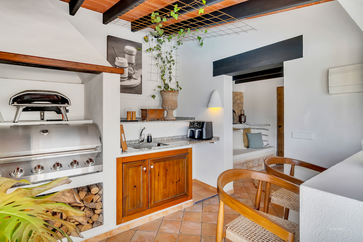 5 Bed Townhouse for sale in Lliber Costa Blanca, Alicante, Spain