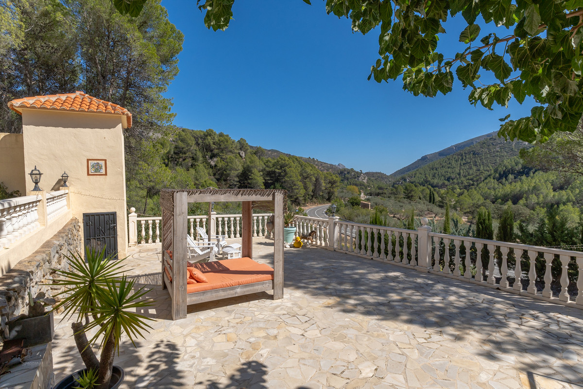Se vende Villa - Chalet de 5 dormitorios en Costa Blanca, Alicante, España