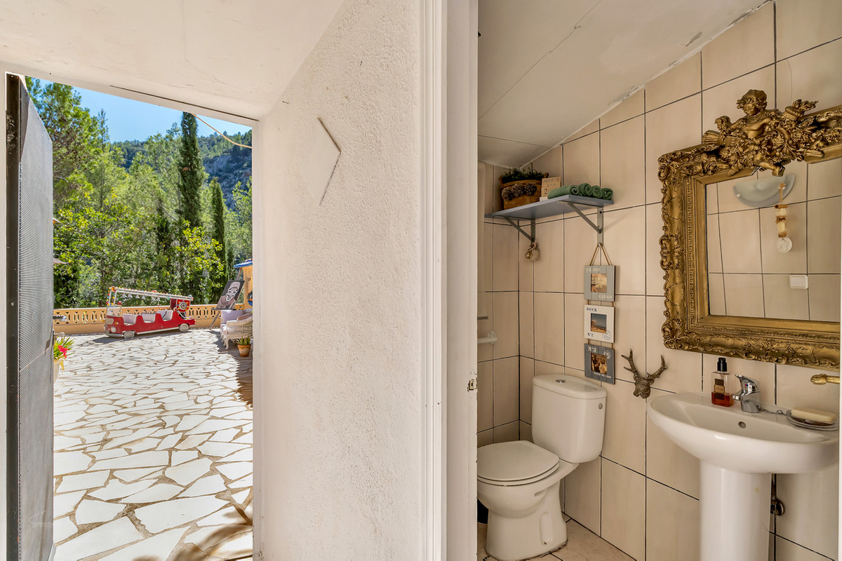Se vende Villa - Chalet de 5 dormitorios en Costa Blanca, Alicante, España