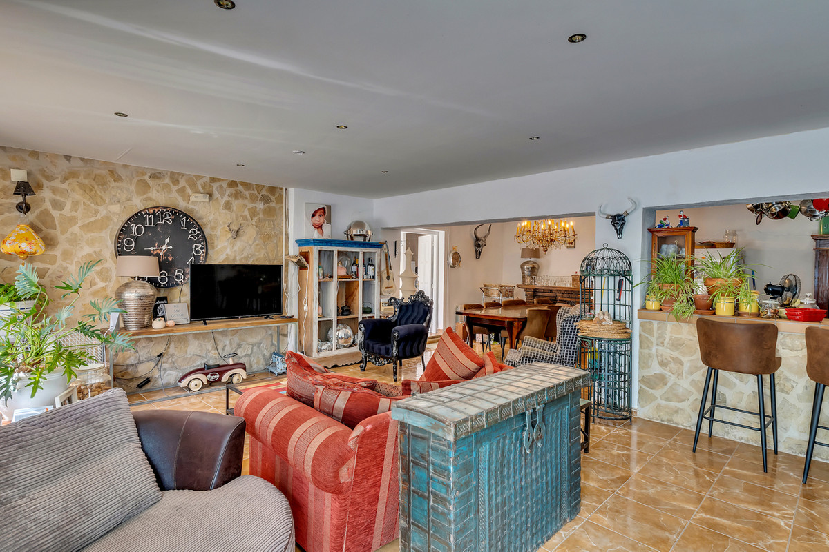 Se vende Villa - Chalet de 5 dormitorios en Costa Blanca, Alicante, España