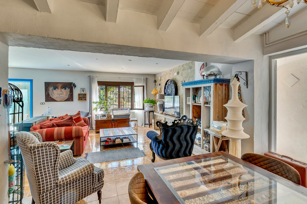 Se vende Villa - Chalet de 5 dormitorios en Costa Blanca, Alicante, España