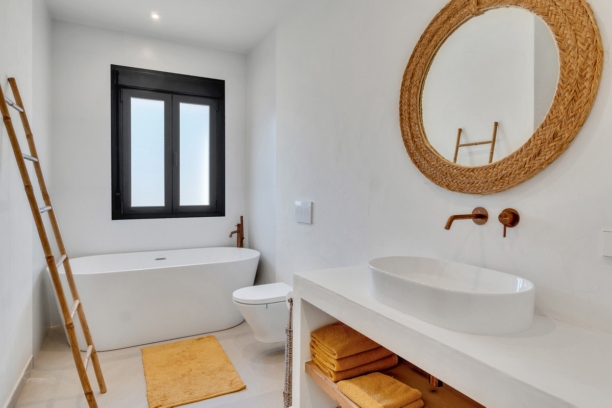 4 Bed Townhouse for sale in Benissa Costa Blanca, Alicante, Spain