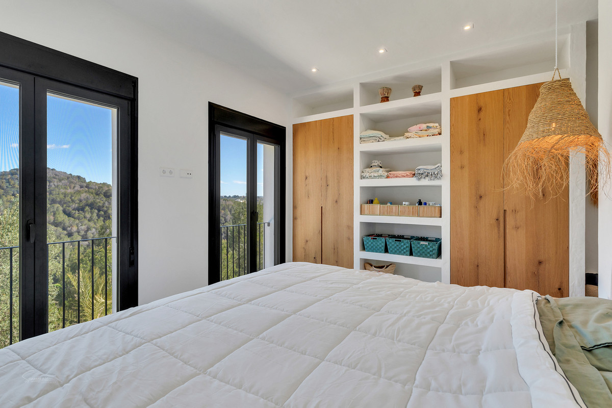 4 Bed Townhouse for sale in Benissa Costa Blanca, Alicante, Spain