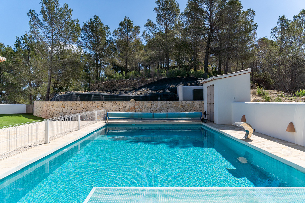 4 Bed Townhouse for sale in Benissa Costa Blanca, Alicante, Spain
