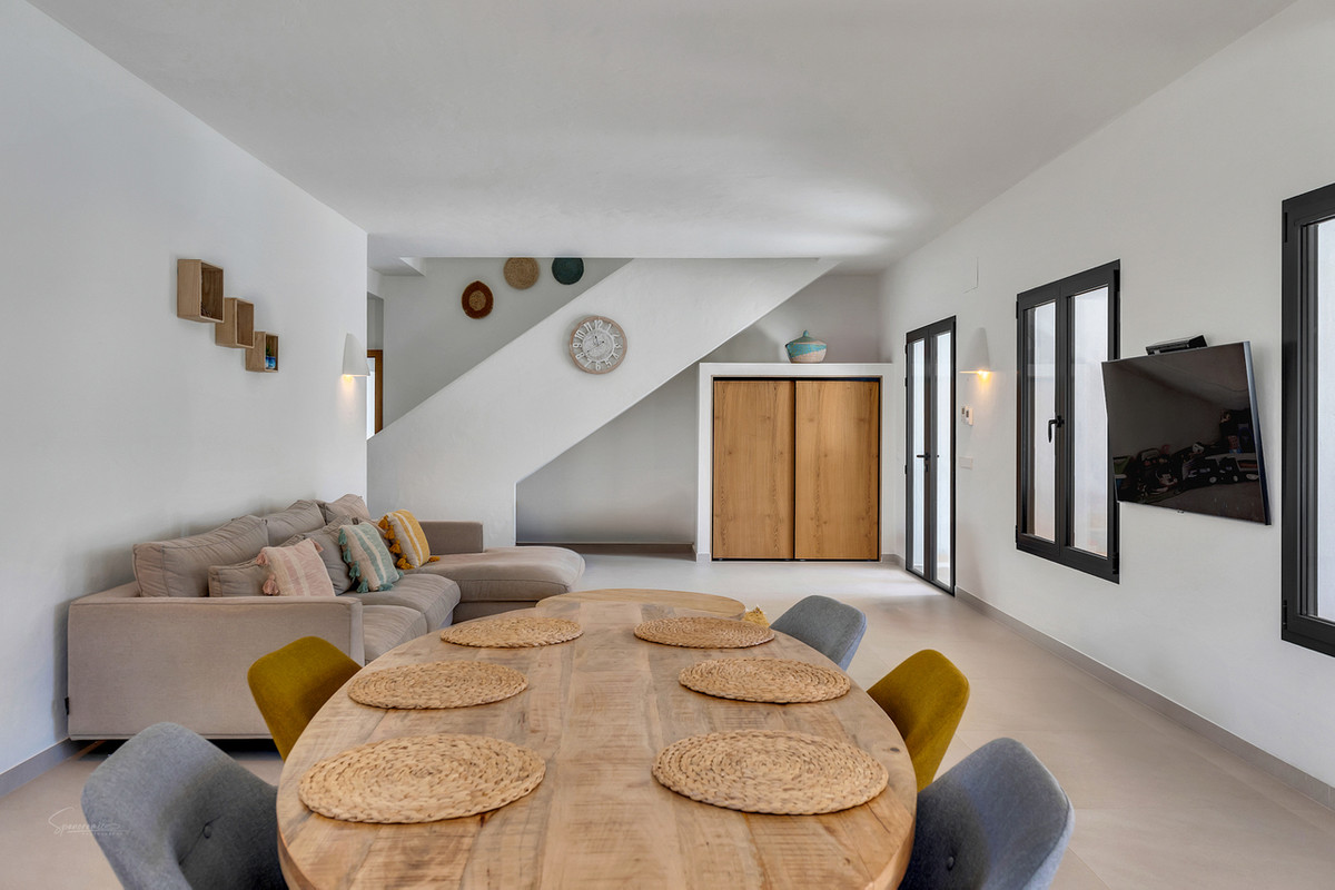 4 Bed Townhouse for sale in Benissa Costa Blanca, Alicante, Spain