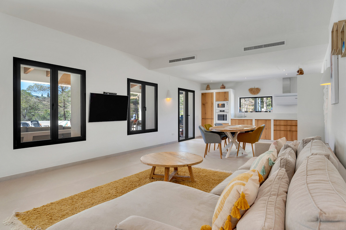 4 Bed Townhouse for sale in Benissa Costa Blanca, Alicante, Spain