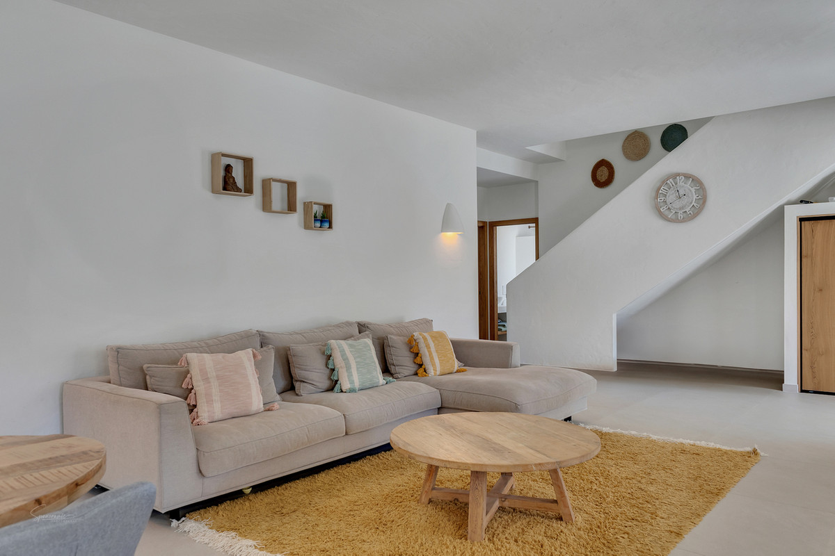 4 Bed Townhouse for sale in Benissa Costa Blanca, Alicante, Spain