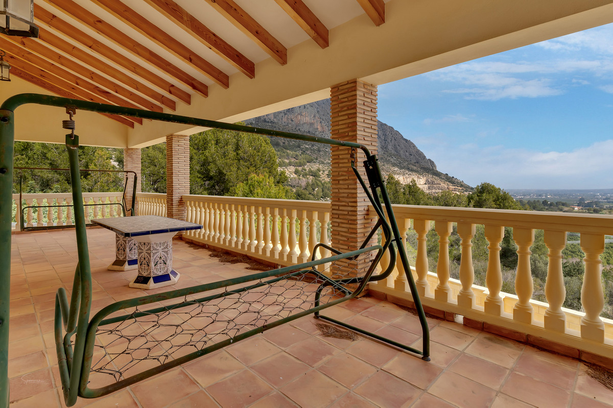 4 Bed Townhouse for sale in Beniarbeig Costa Blanca, Alicante, Spain