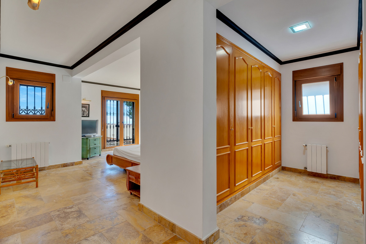 4 Bed Townhouse for sale in Beniarbeig Costa Blanca, Alicante, Spain
