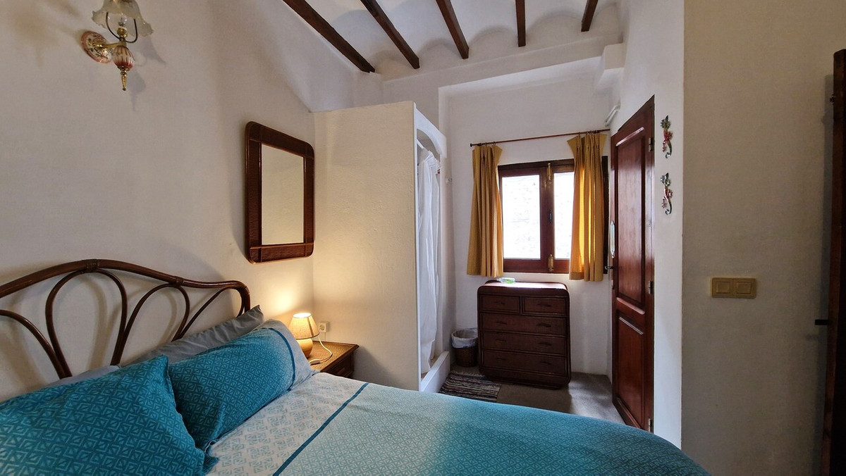 5 Bed Townhouse for sale in Castell De Castells Costa Blanca, Alicante, Spain