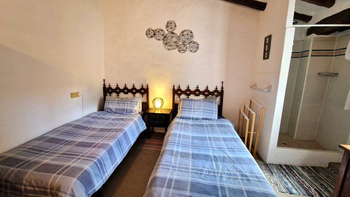 5 Bed Townhouse for sale in Castell De Castells Costa Blanca, Alicante, Spain