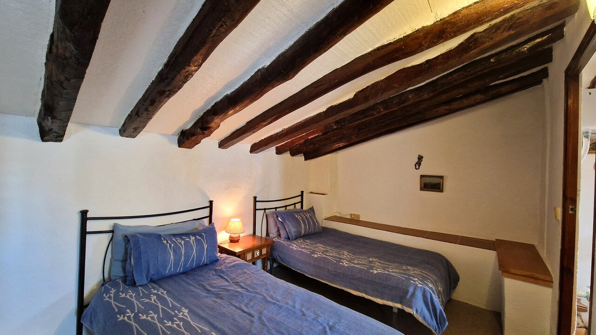 5 Bed Townhouse for sale in Castell De Castells Costa Blanca, Alicante, Spain