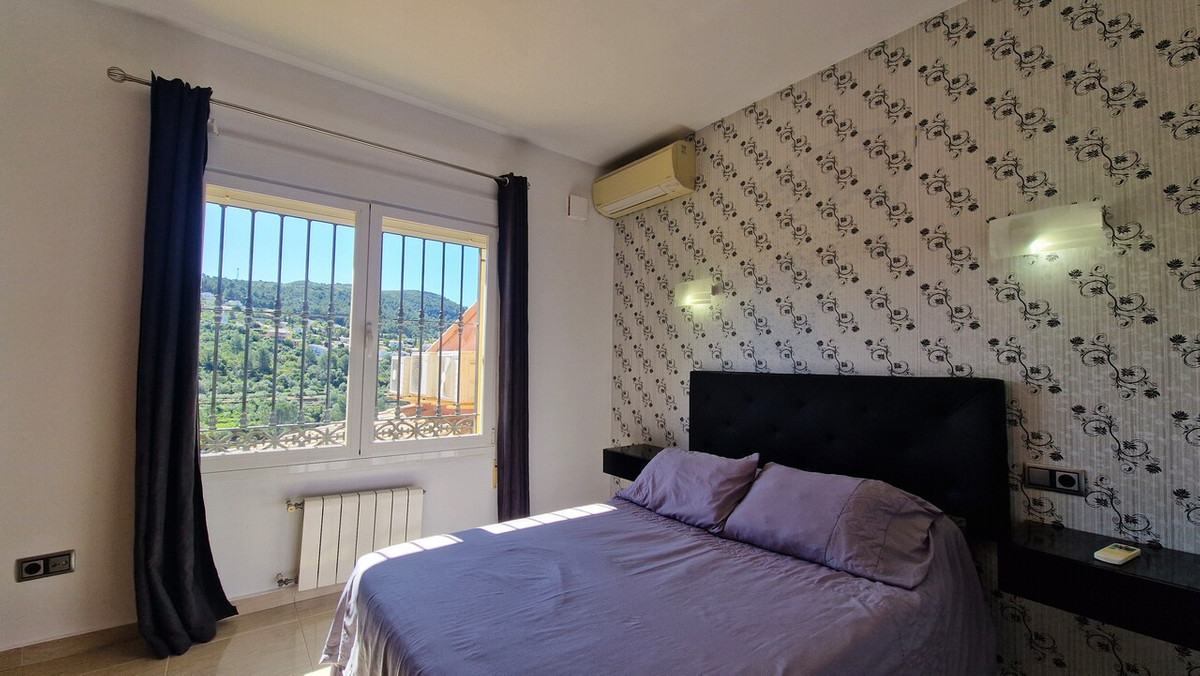 Se vende Villa - Chalet de 5 dormitorios en Costa Blanca, Alicante, España