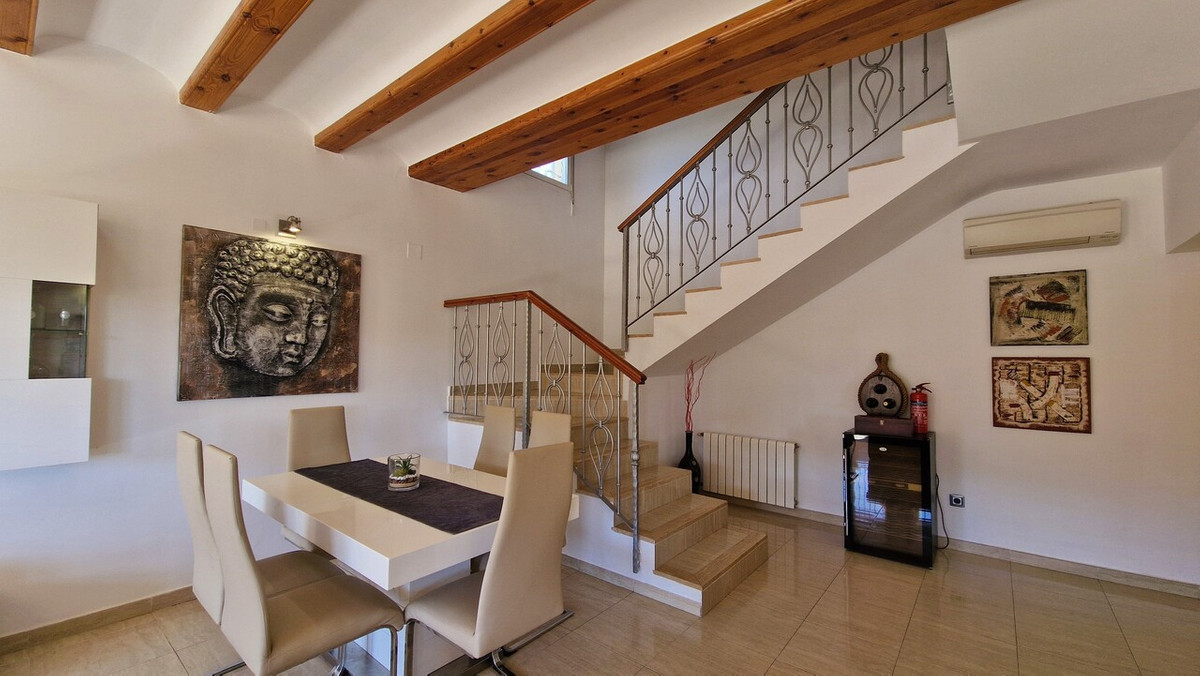 Se vende Villa - Chalet de 5 dormitorios en Costa Blanca, Alicante, España