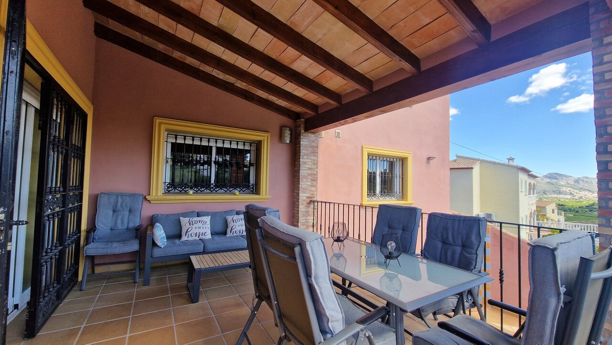 Se vende Villa - Chalet de 5 dormitorios en Costa Blanca, Alicante, España