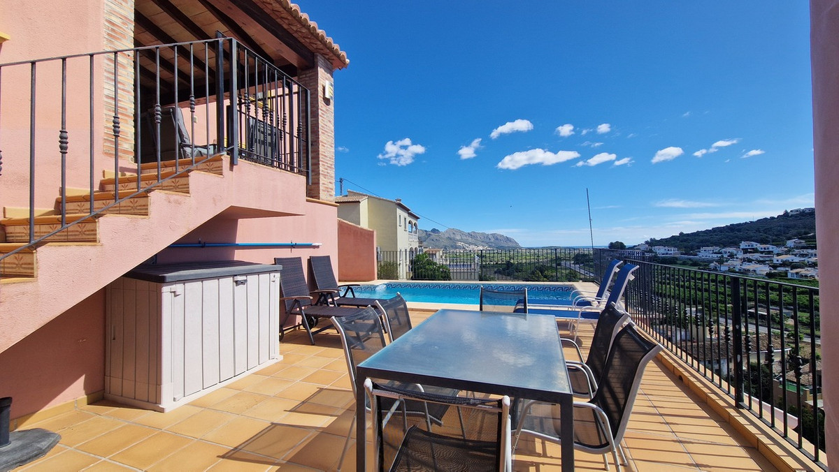 Se vende Villa - Chalet de 5 dormitorios en Costa Blanca, Alicante, España