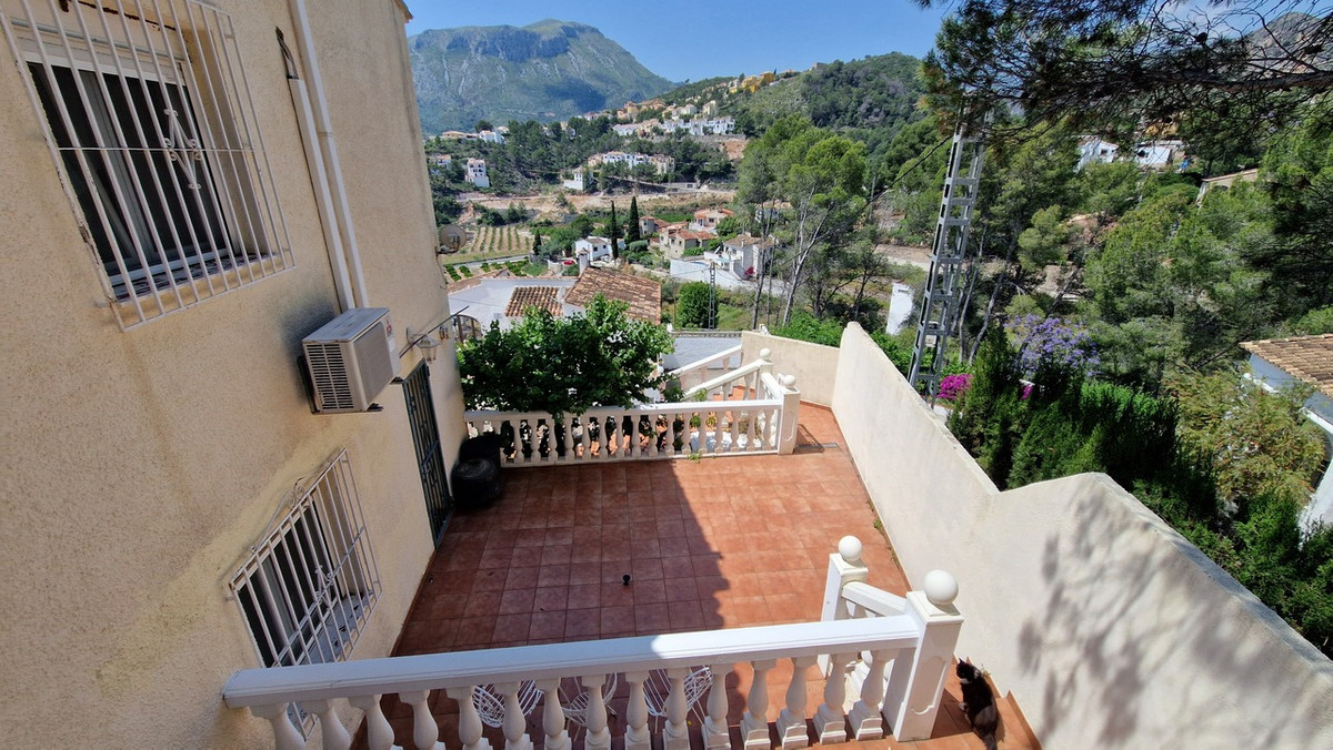 4 Bed Townhouse for sale in Adsubia Costa Blanca, Alicante, Spain