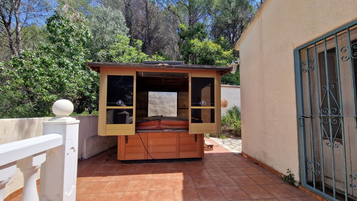 4 Bed Townhouse for sale in Adsubia Costa Blanca, Alicante, Spain