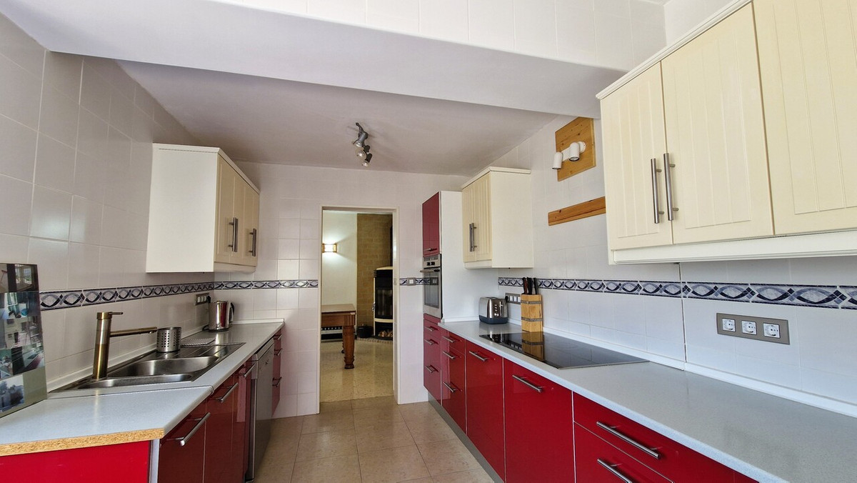 4 Bed Townhouse for sale in Adsubia Costa Blanca, Alicante, Spain