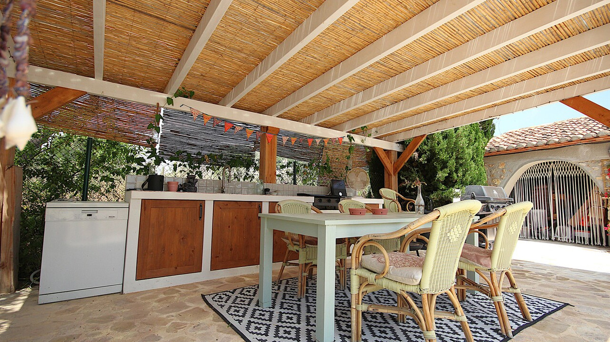 Se vende Finca - Cortijo de 3 dormitorios en Costa Blanca, Alicante, España