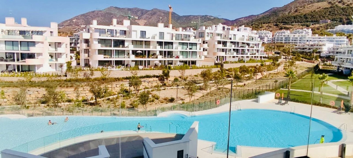 2 Bed Apartment for sale in Fuengirola Costa Del Sol, Málaga, Spain
