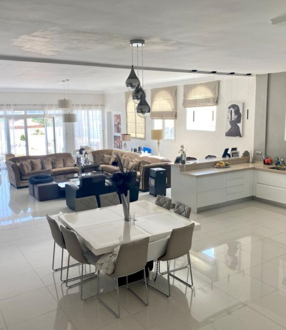 4 Bed Townhouse for sale in Nueva Andalucía Costa Del Sol, Málaga, Spain