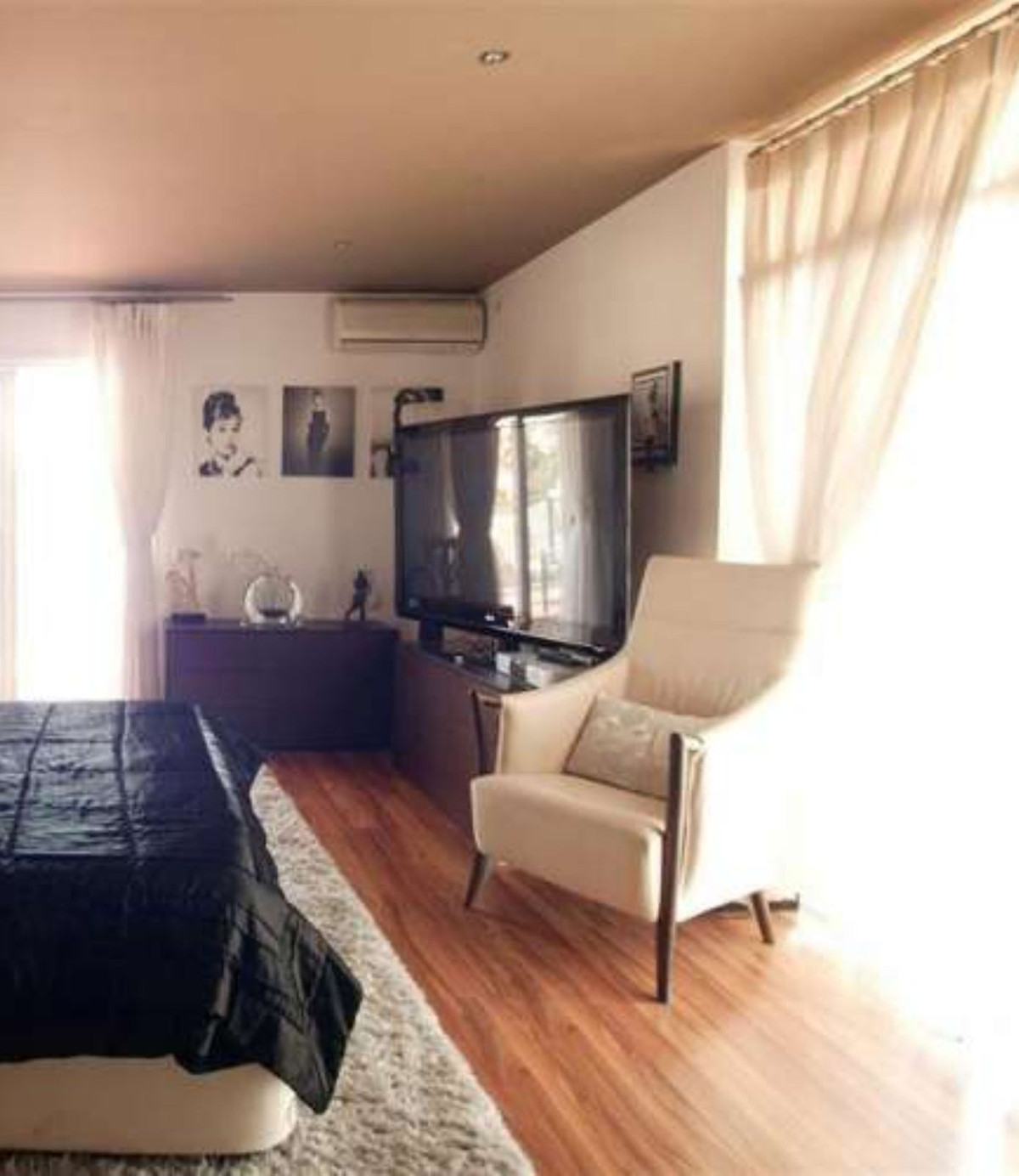 4 Bed Townhouse for sale in Nueva Andalucía Costa Del Sol, Málaga, Spain