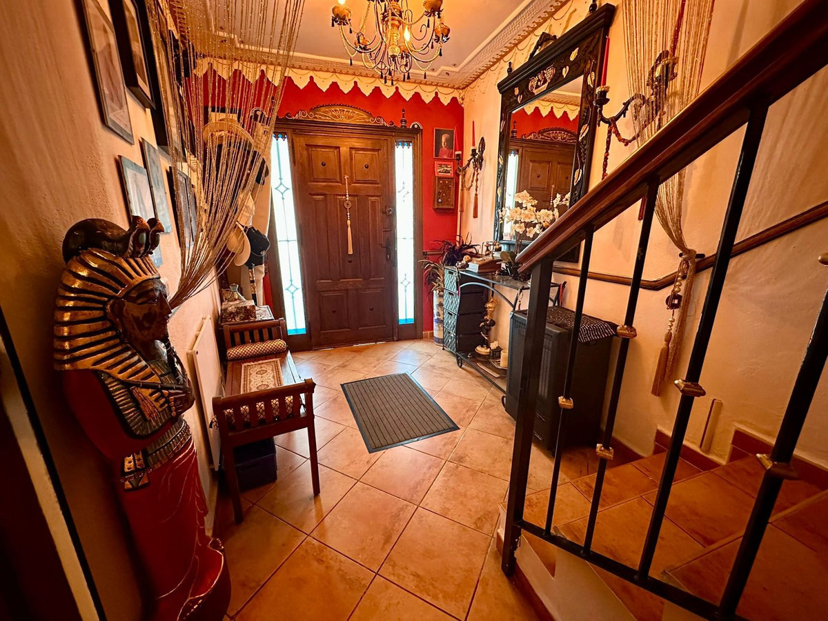 3 Bed Townhouse for sale in Tolox Costa Del Sol, Málaga, Spain