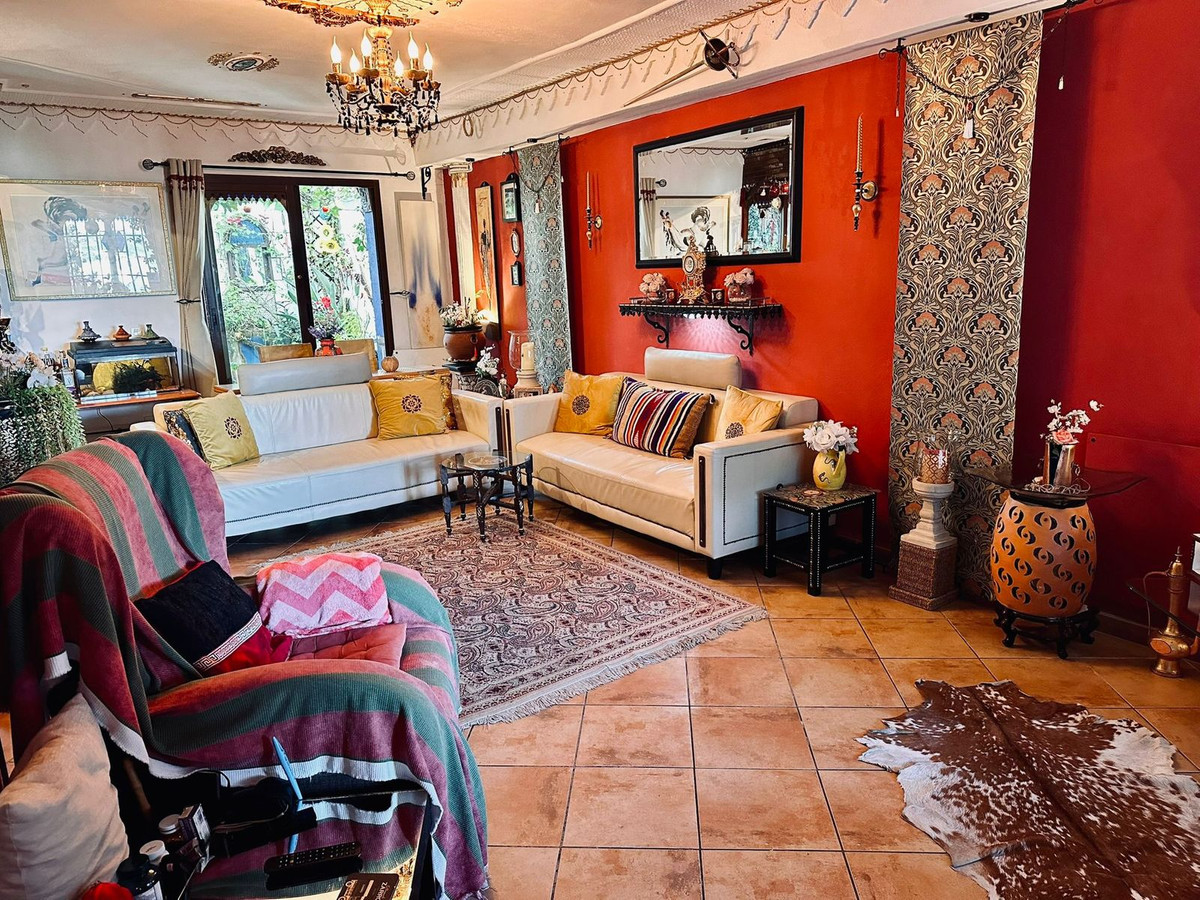 3 Bed Townhouse for sale in Tolox Costa Del Sol, Málaga, Spain