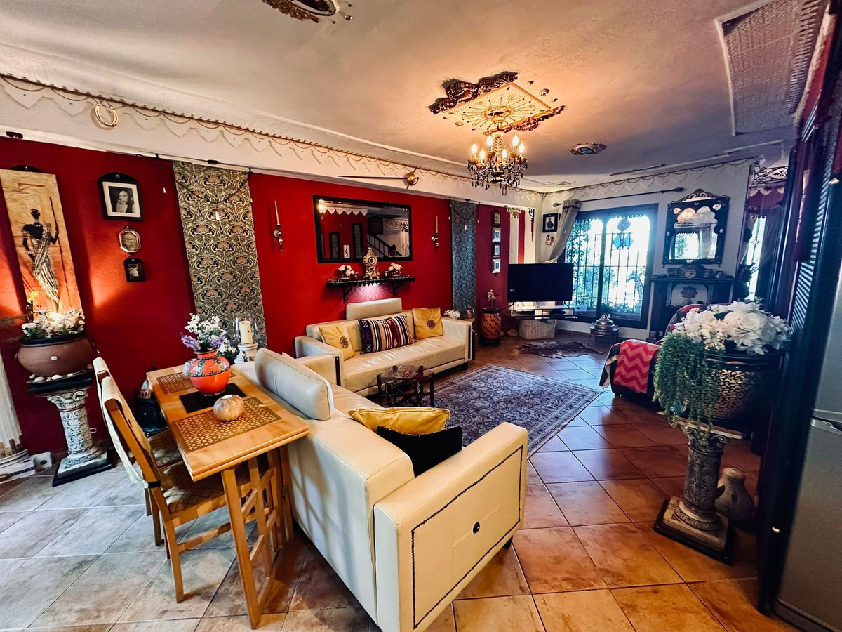 3 Bed Townhouse for sale in Tolox Costa Del Sol, Málaga, Spain