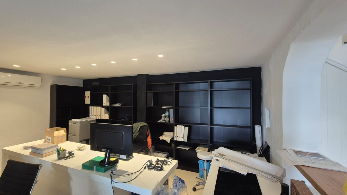 3 Bed Commercial unit for sale in San Pedro De Alcántara Costa Del Sol, Málaga, Spain