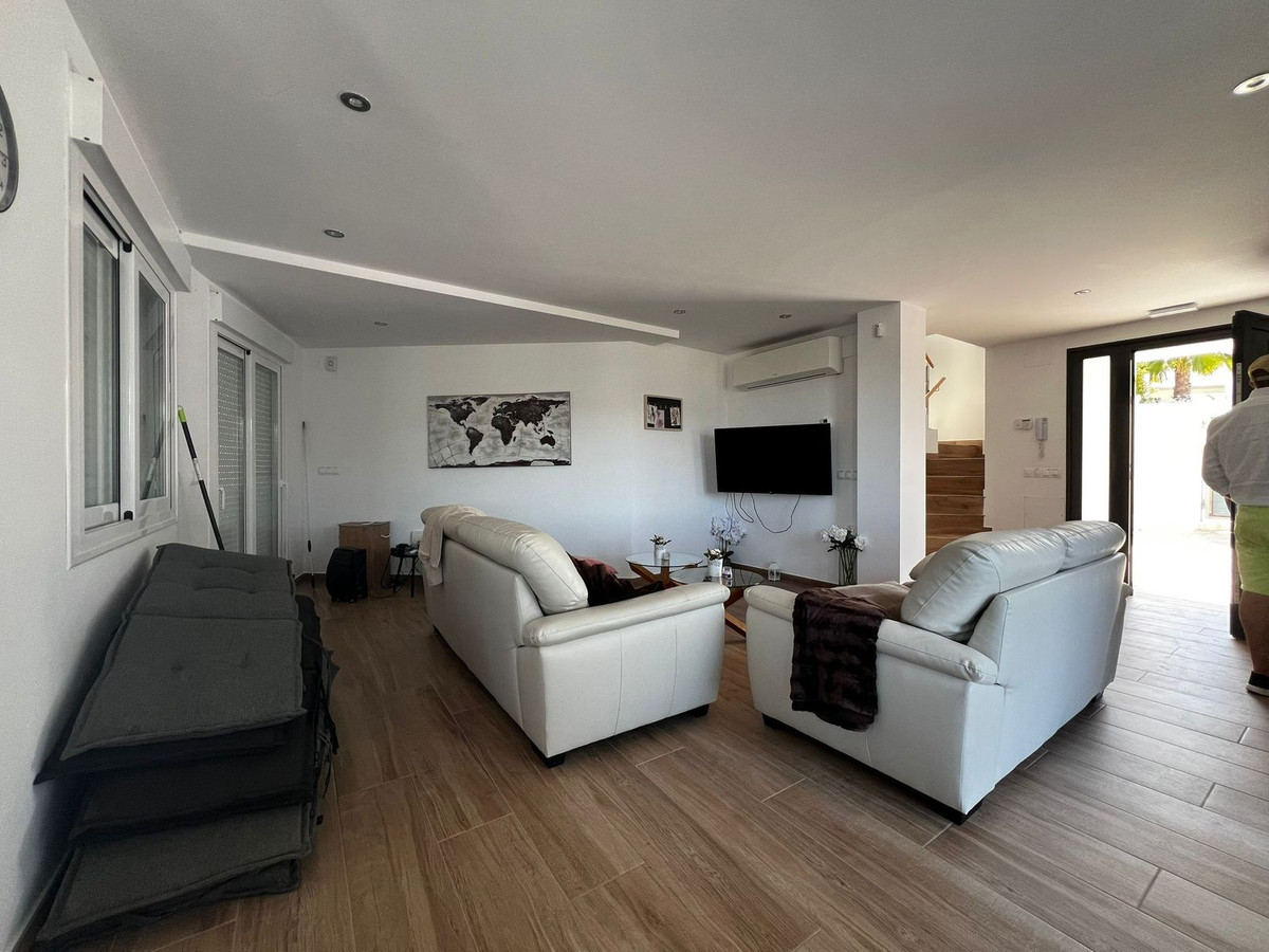 4 Bed Townhouse for sale in Estepona Costa Del Sol, Málaga, Spain