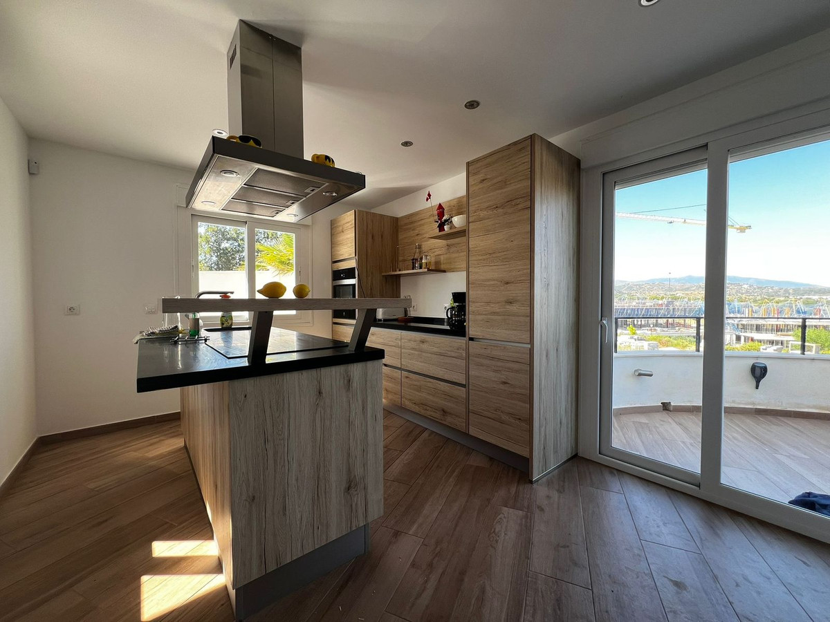 4 Bed Townhouse for sale in Estepona Costa Del Sol, Málaga, Spain