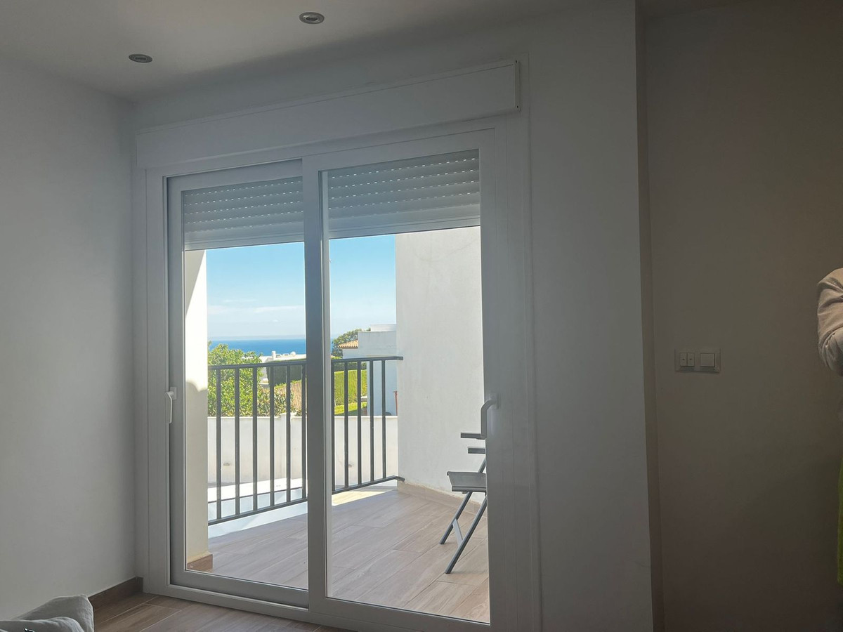 4 Bed Townhouse for sale in Estepona Costa Del Sol, Málaga, Spain