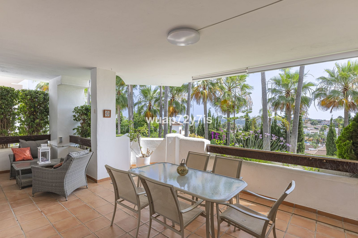 3 Bed Apartment for sale in Nueva Andalucía Costa Del Sol, Málaga, Spain